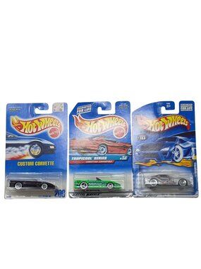 3 Hot Wheels Corvette Convertible & Hardtop Die-Cast Cars NEW #D-49